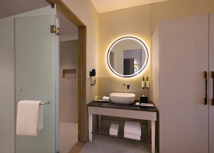 Essentia Luxury Hotel And Convention, Nagpur
